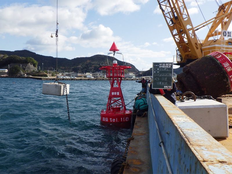 住吉ノ瀬灯浮標ほか5基全交換工事