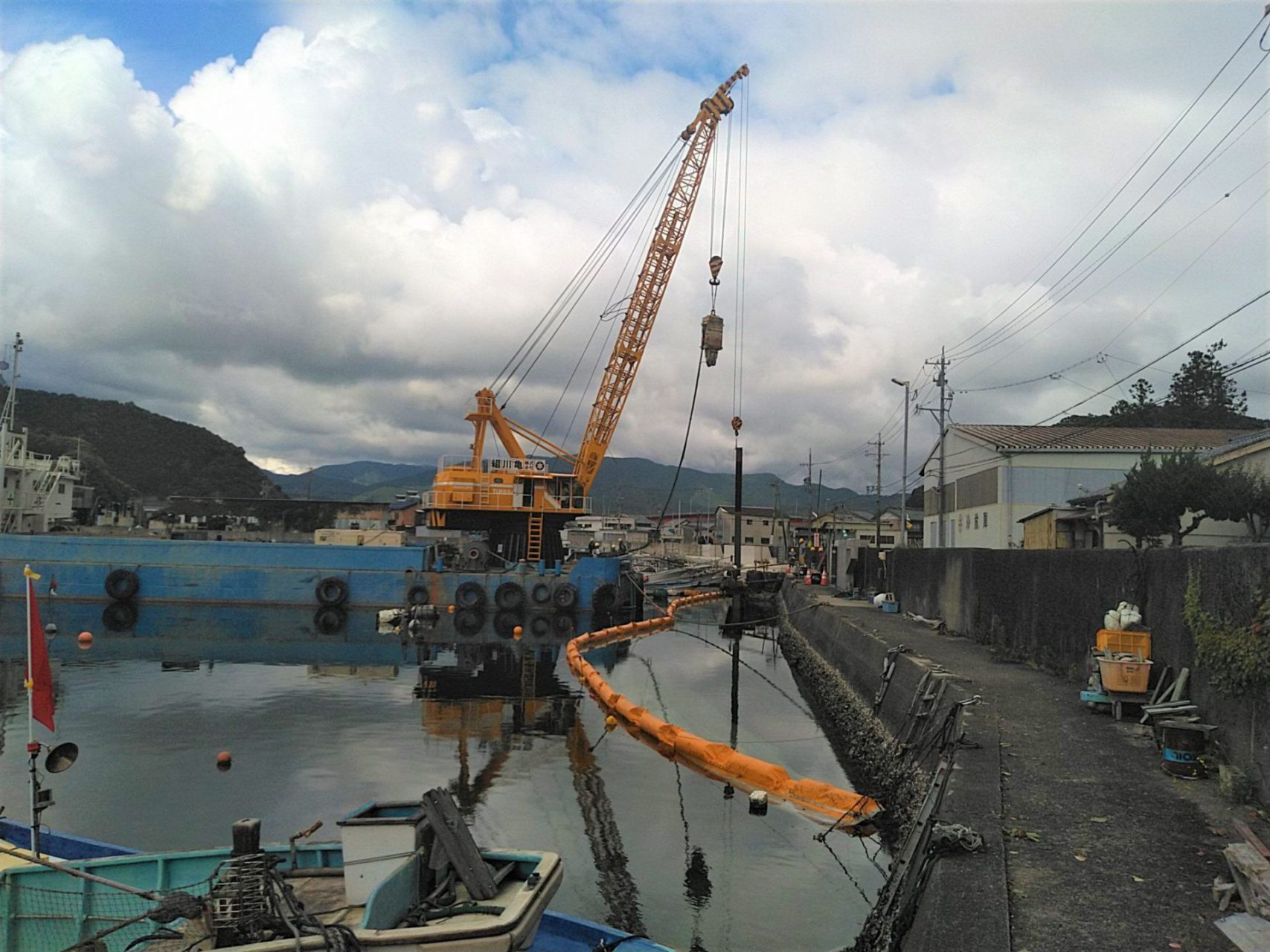 長島港(中ノ島地区)海岸高潮対策(護岸工)工事(その10)