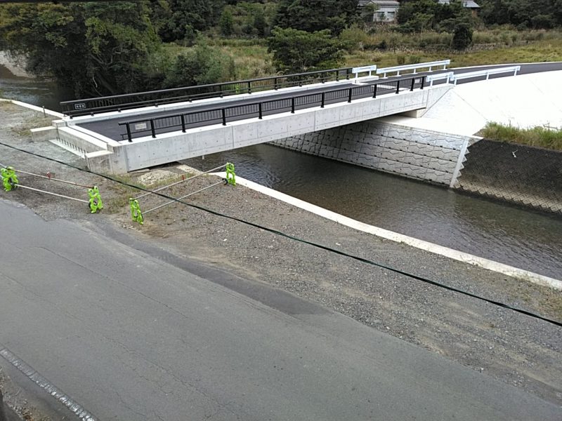 令和３年度　二級河川鳥羽河内川（鳥羽河内ダム）国補治水ダム建設工事用道路工事（その４）