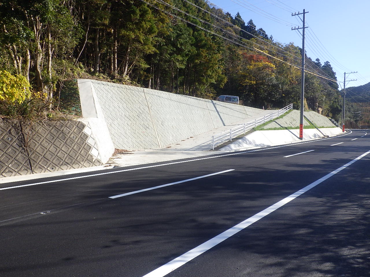 令和3年度 主要地方道鳥羽磯部線（松尾拡幅2工区）道路改良工事